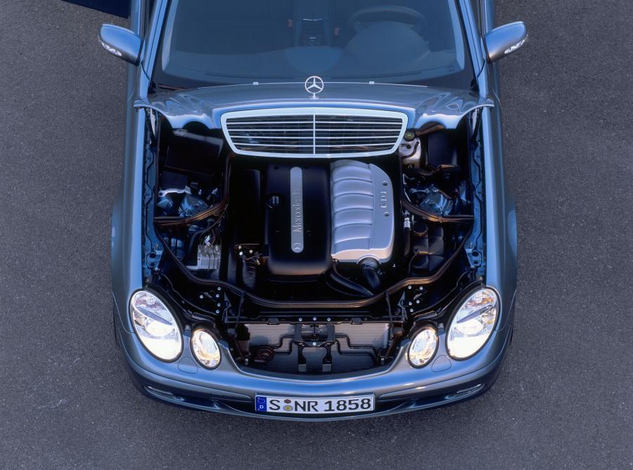  Mercedes-Benz E-Class 2002 года  (фото 319 из 448)